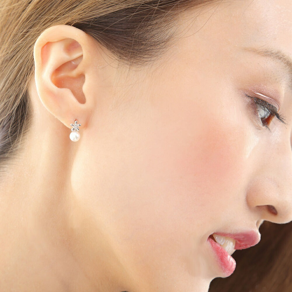 OKKO Akoya Seawater Japan Pearl K18 Gold Flower Earrings - Women Small Ear Stud Diamond Earring