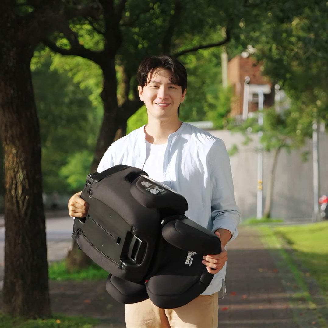 YODA Carry | The First Foldable ISO-FIX Portable Child Car Seat