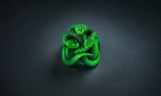 first-impressions-razer-artisan-keycap-triple-headed-snake-edition