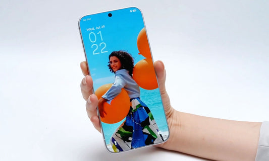 tecnos-next-gen-bezelless-concept-phone-needs-a-case-answer