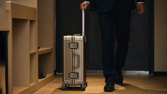 titaner-voyager-waterproof-titanium-carry-on-system