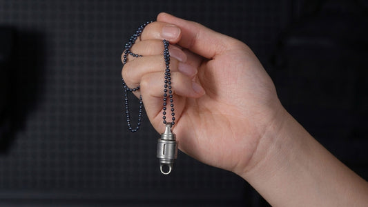 tilok-titanium-magnetic-charm