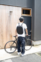 Load image into Gallery viewer, SchuBELT: The Smart Bag with Retractable Straps!