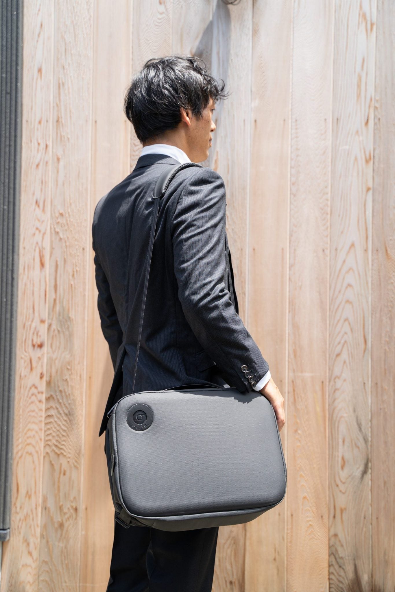 SchuBELT: The Smart Bag with Retractable Straps! (Ready Stock) - Searching C Malaysia