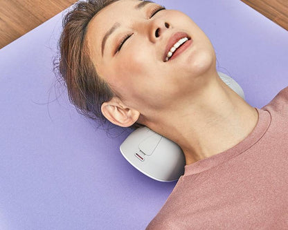 **Exclusive Offer Now** Alpha Neck Thermal Traction Massager (Ready Stock)