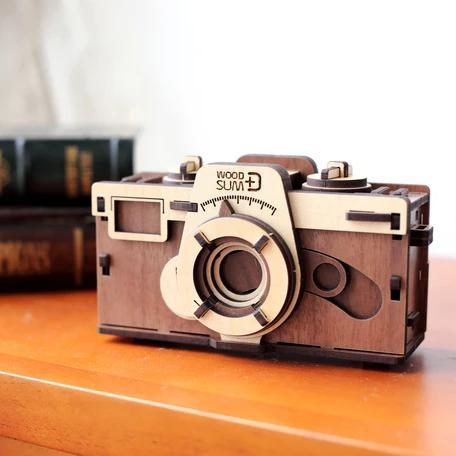 Woodsum - Retro Wooden DIY Pinhole Camera (Delivery in 28 days)