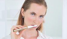 Load image into Gallery viewer, eSlim - A Modern Portable Electric Toothbrush (Delivery in 28 days)
